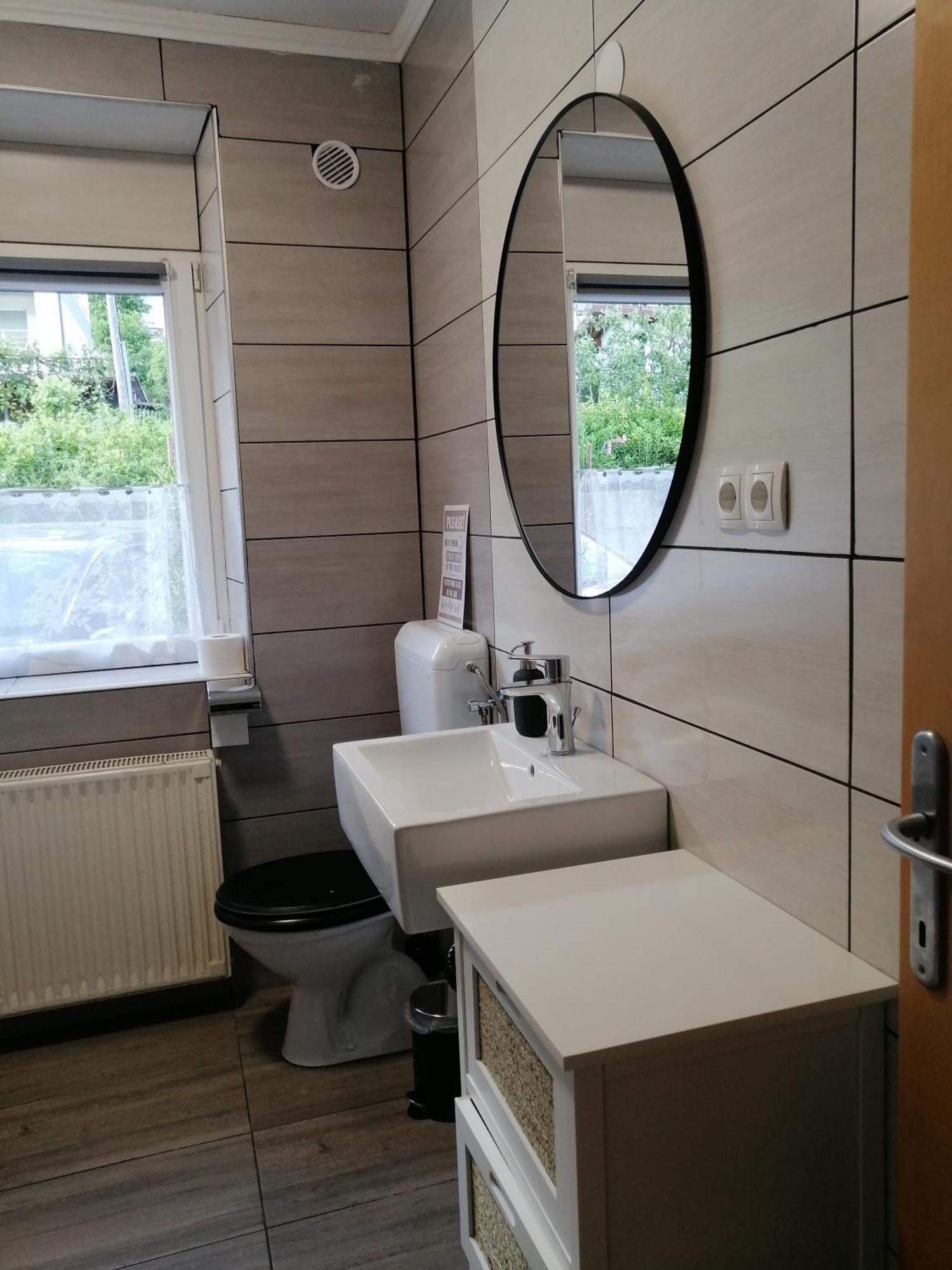 Apartma Zeus Jesenice Eksteriør billede